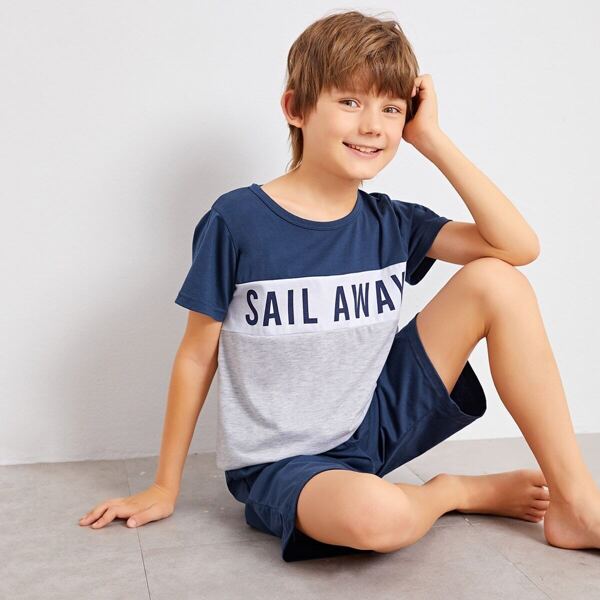 

Boys Letter Graphic Pajama Set, Multicolor