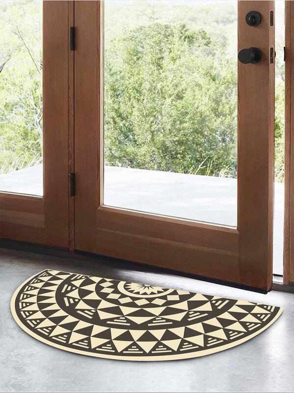 

Geometric Pattern Semicircle Floor Mat, Brown