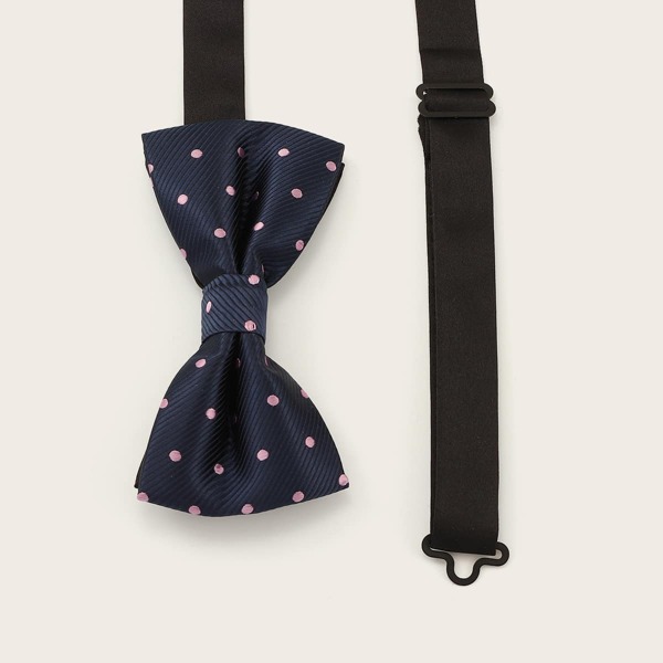 

Men Polka Dot Pattern Bow Tie