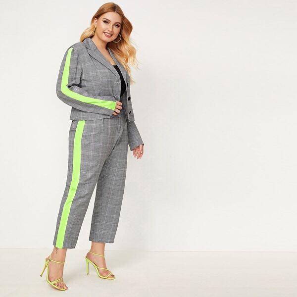 

Plus Plaid Colorblock Blazer & Pants Set