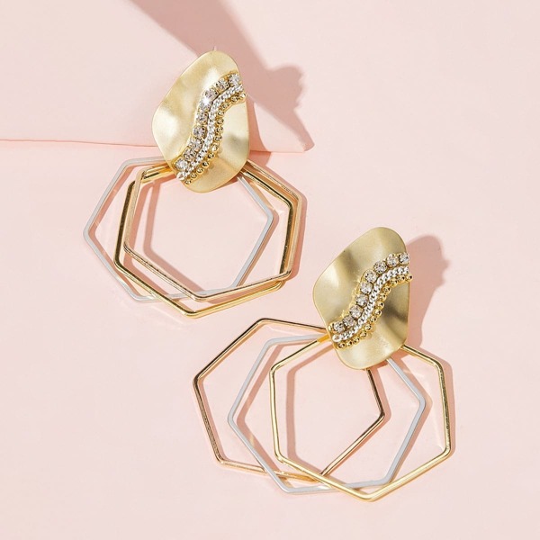 

Rhinestone Engraved Irregular Hexagon Drop Earrings 1pair