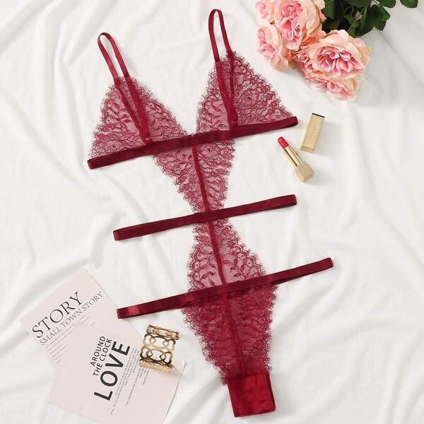 

Eyelash Floral Lace Cut-out Teddy Bodysuit, Burgundy