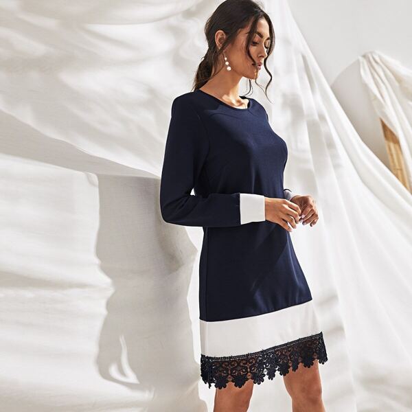 

Contrast Lace Panel Hem Dress, Navy blue
