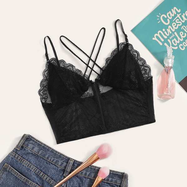 

Floral Lace Scalloped Trim Bralette