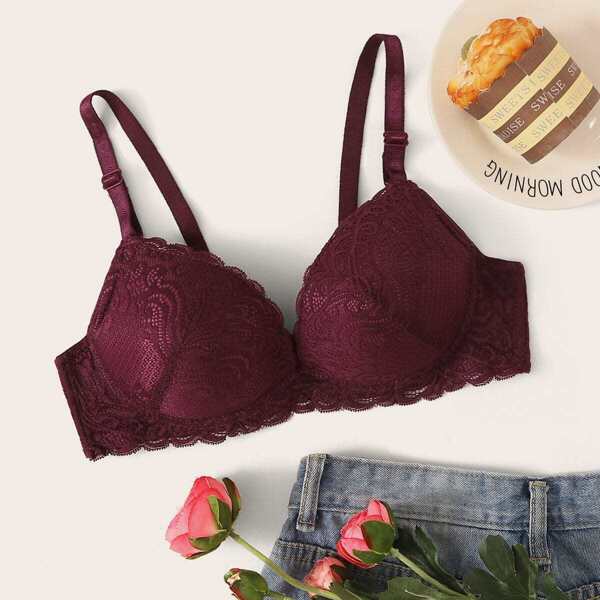 

Scalloped Lace Trim Bra