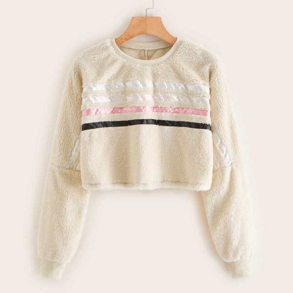 

Striped Tape Round Neck Teddy Sweatshirt