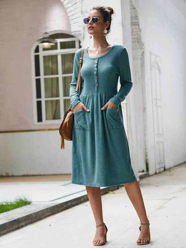

Button Detail Dual Pocket Sweater Dress, Green