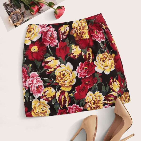 

Allover Floral Print Mini Skirt