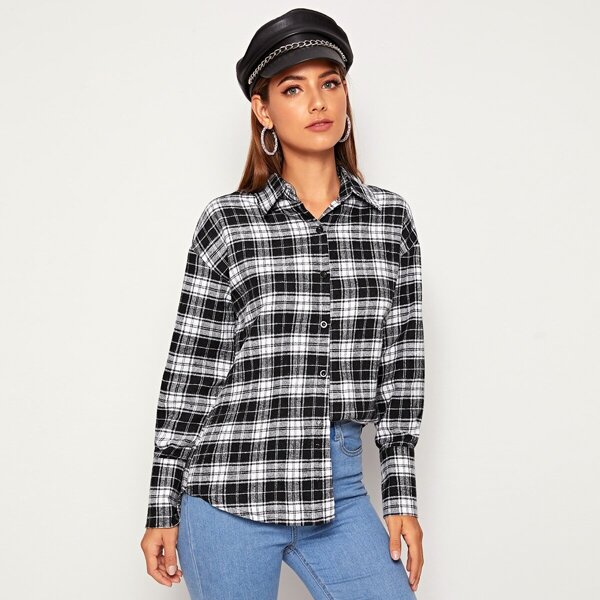 

Tartan Plaid Curved Hem Blouse, Black and white