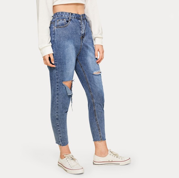 

Solid Ripped Washed Mom Jeans