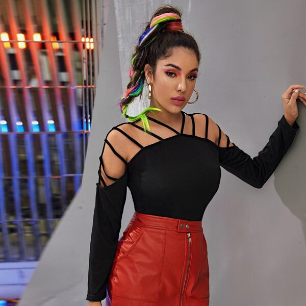 

Solid Lattice Sleeve Fitted Top