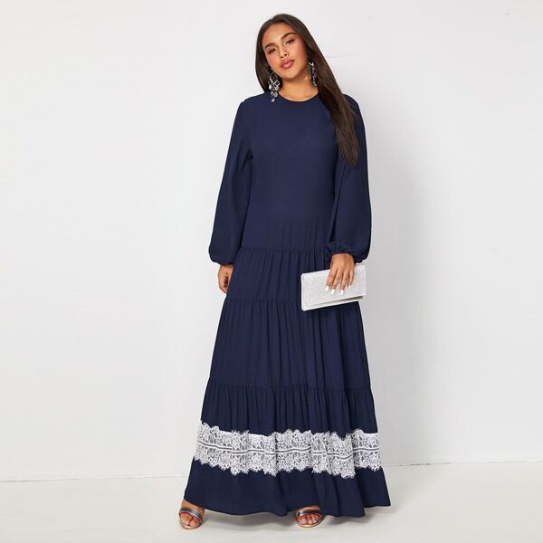 

Plus Contrast Lace Ruffle Hem Dress