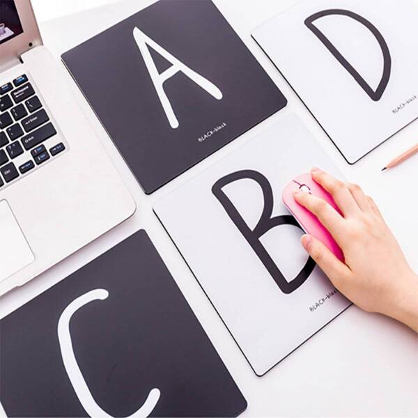 

Letter Print Square Mouse Pad 1pc