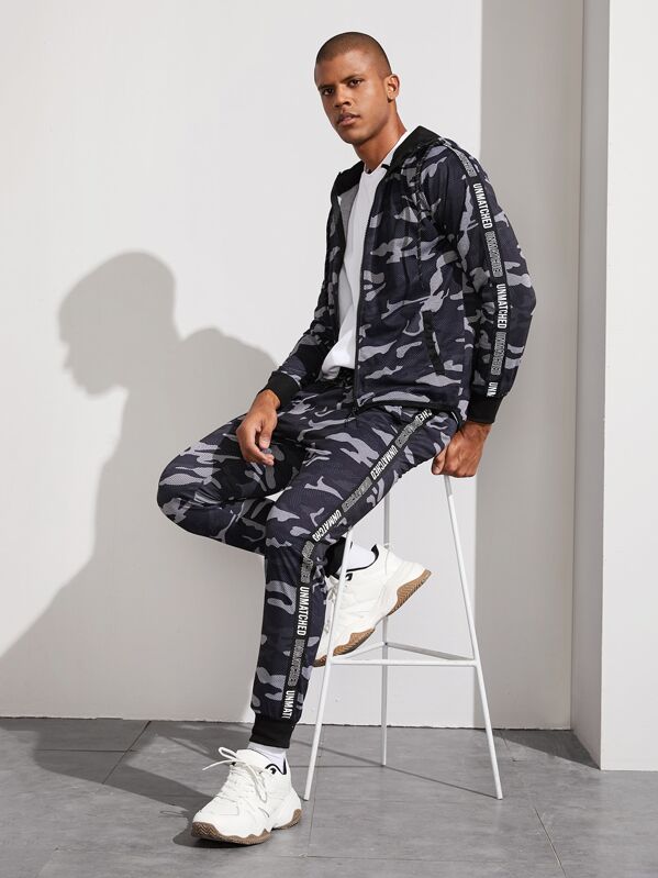 

Men Letter Tape Zip Up Camo Tracksuit, Multicolor, Ramon