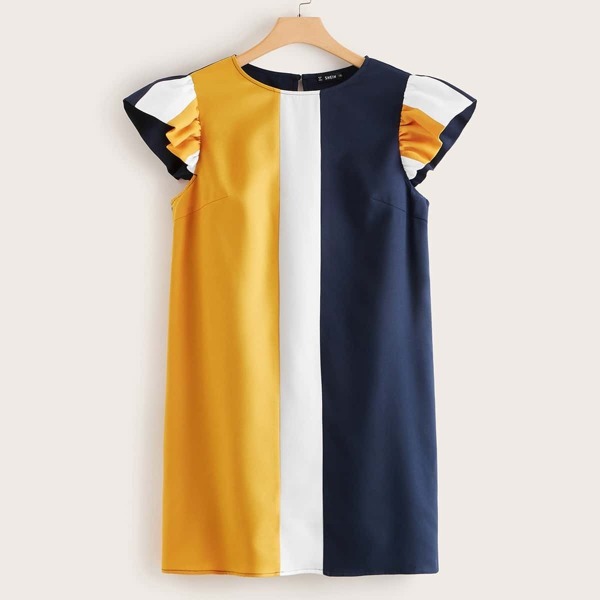 

Plus Ruffle Armhole Colorblock Dress