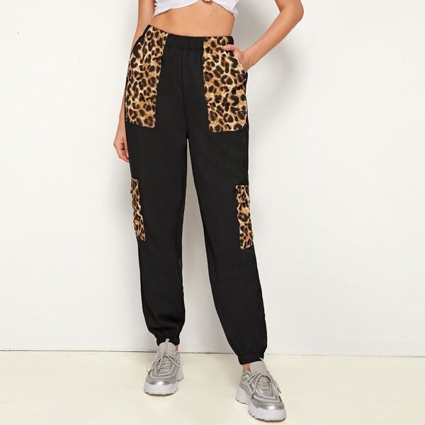 

Contrast Panel Leopard Print Cargo Pants, Black