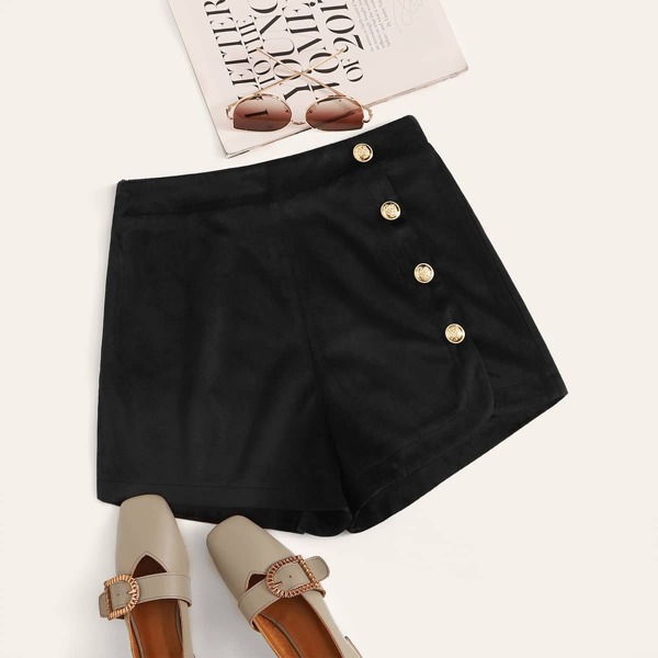 

Solid Button Front Elastic Waist Shorts