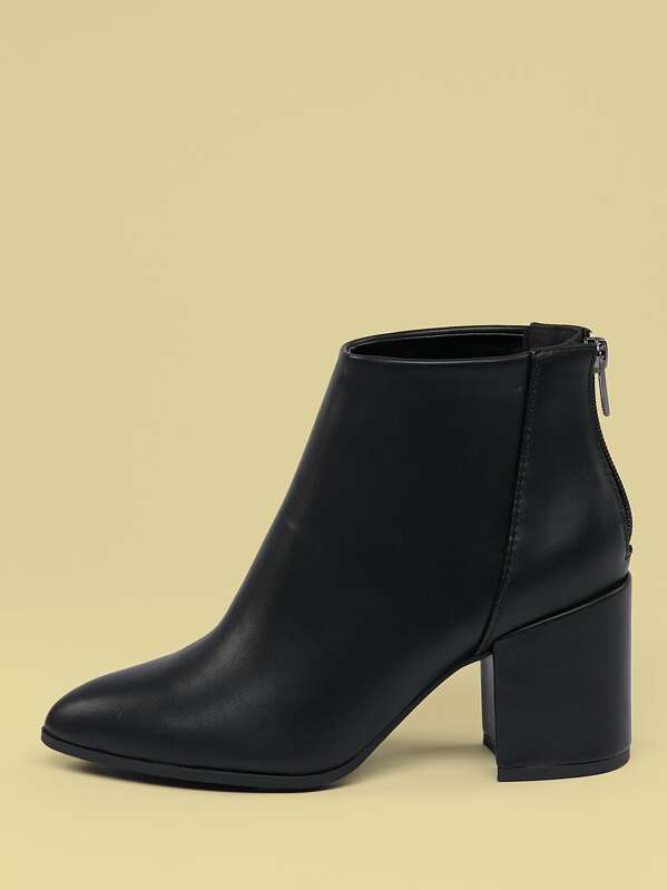 

Pointed Toe Chunky Heels Ankle Boots