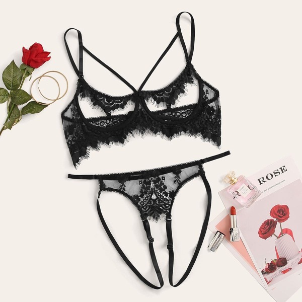 

Plus Floral Lace Harness Lingerie Set, Black