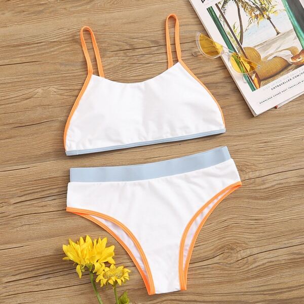 

Contrast Binding Top With High Waist Bikini Set