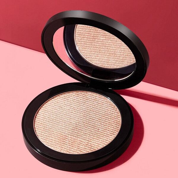 

Little Black Tube Monochromatic Compact Highlighter 02 Moonlight
