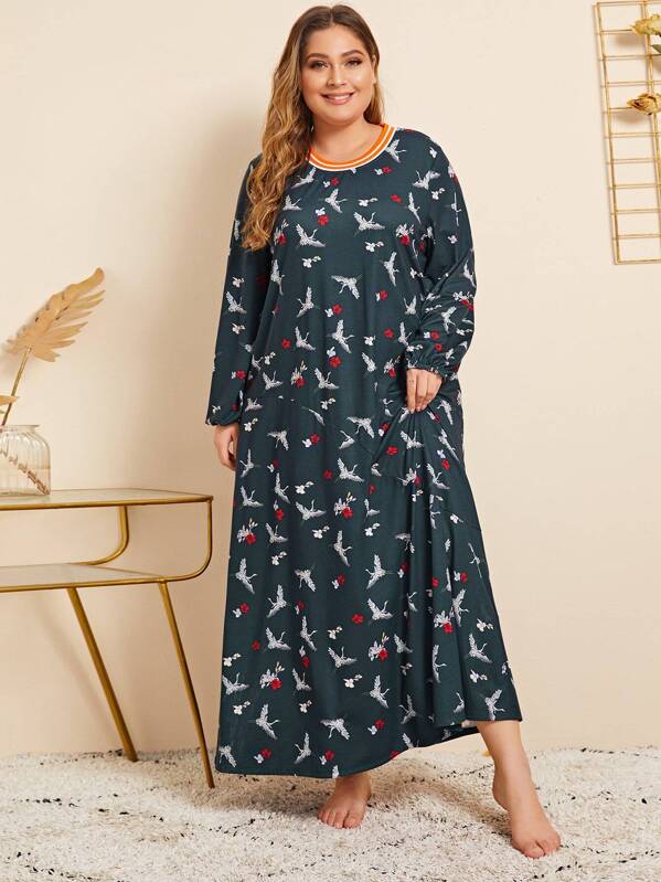 

Plus Allover Crane Print Nightdress, Green, Carol