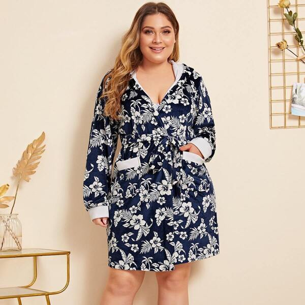 

Plus Floral Hooded Robe With Belt, Navy