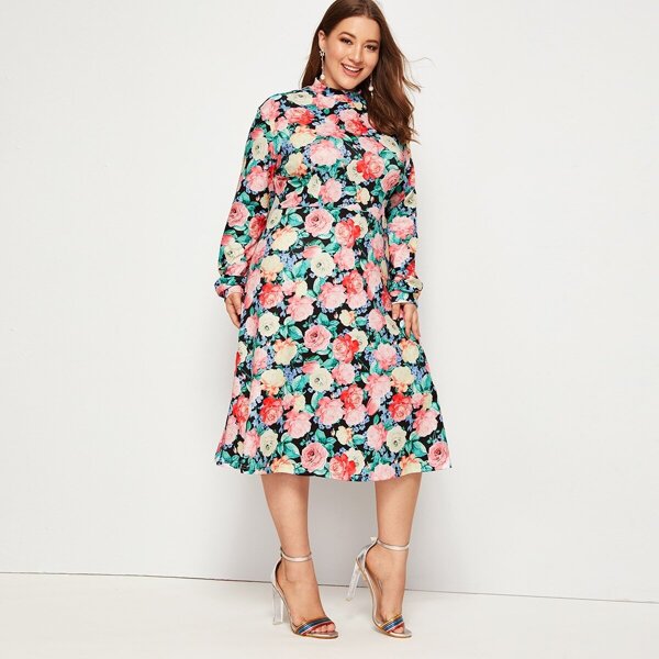

Plus Allover Floral Print Mock Neck Dress, Multicolor