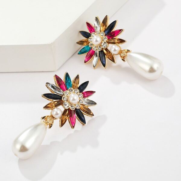 

Rhinestone Engraved Flower Decor Faux Pearl Drop Earrings 1pair, Multicolor