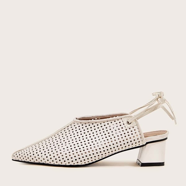 

Point Toe Hollow Out Chunky Heels Random Color Eyelets, White