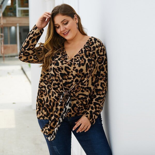 

Plus Leopard Print Tie Front Blouse