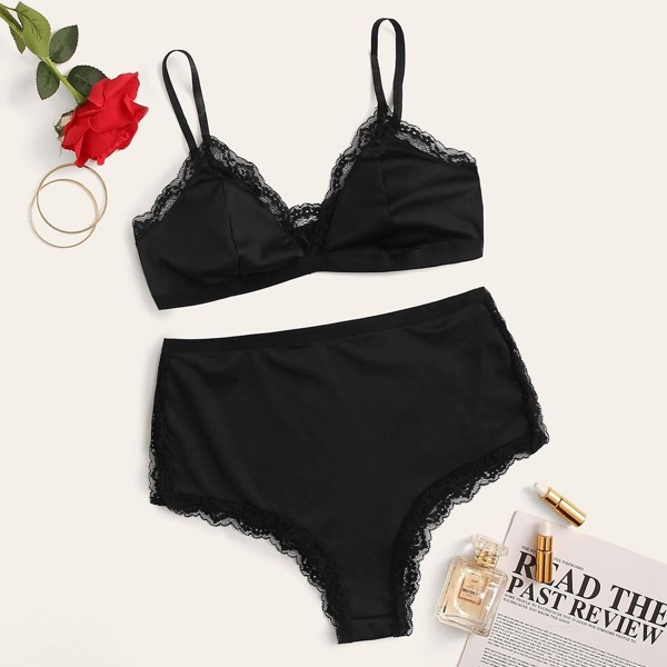 

Plus Lace Trim Lingerie Set, Black