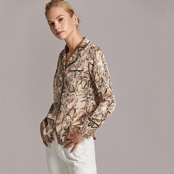 

Premium Snakeskin Print Flap Pocket Front Contrast Tipping Top, Multicolor