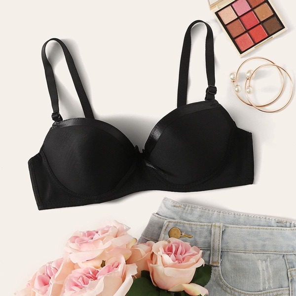 

Adjustable Strap Underwire Bra