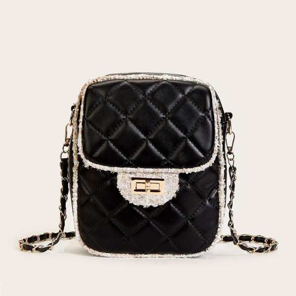 

Twist Lock Quilted Chain Bag
