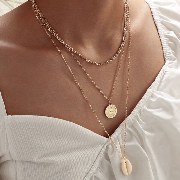 

Coin & Shell Charm Layered Necklace 1pc, Gold