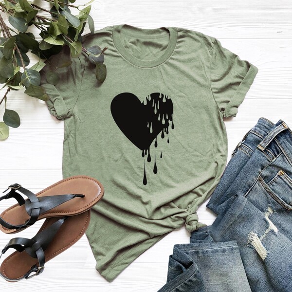 

Heart Print Round Neck Tee, Army green