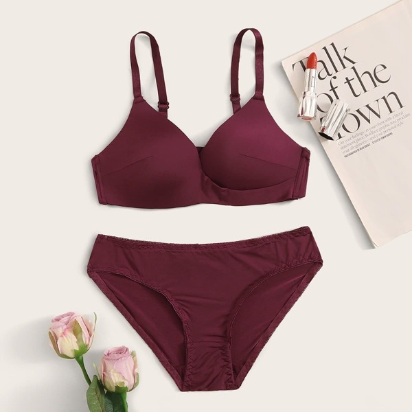 

Adjustable Strap Lingerie Set