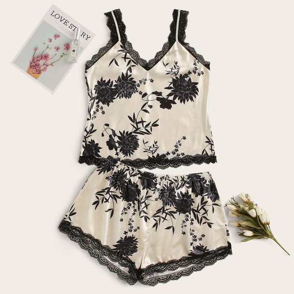 

Plus Floral Lace Trim Satin Pajama Set