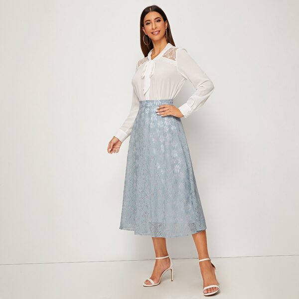 

Solid Overlay Guipure Lace Skirt, Blue