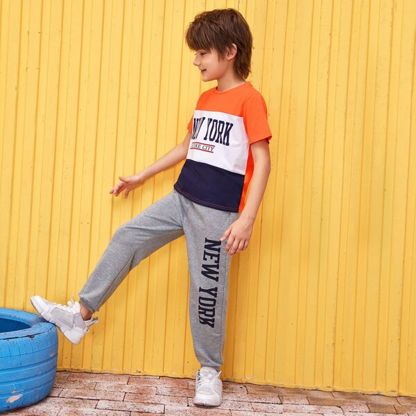 

Boys Slogan Graphic Colorblock Tee & Pants Set, Multicolor