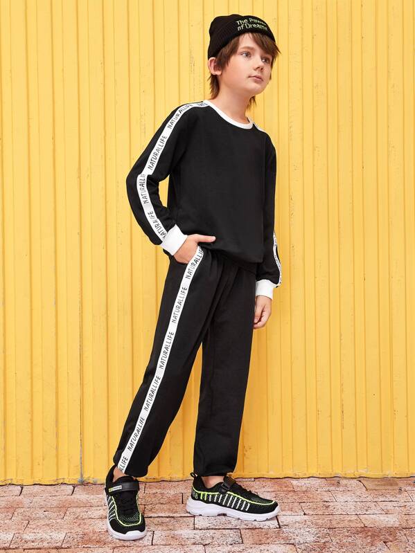 

Boys Letter Tape Side Pullover & Sweatpants Set, Black, Bogdan