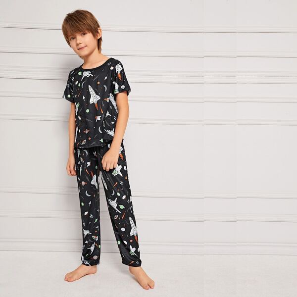 

Boys Galaxy Print Pajama Set, Black