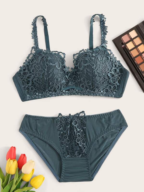 

Contrast Lace Lingerie Set, Green