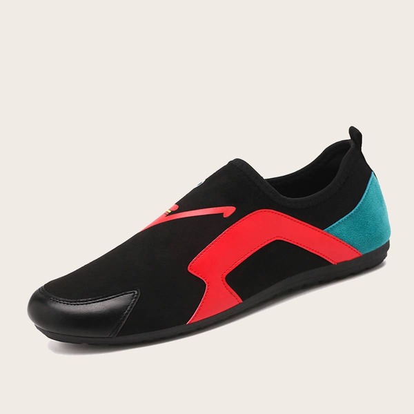 

Men Figure Print Slip On Loafers