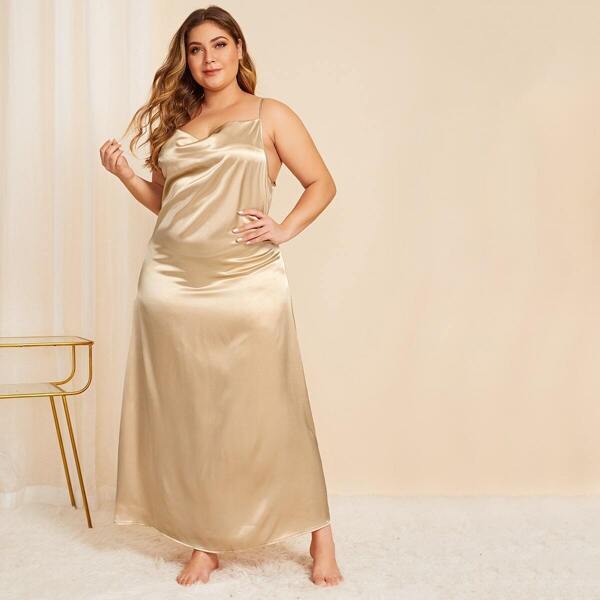

Plus Tie Back Ruched Satin Cami Nightdress