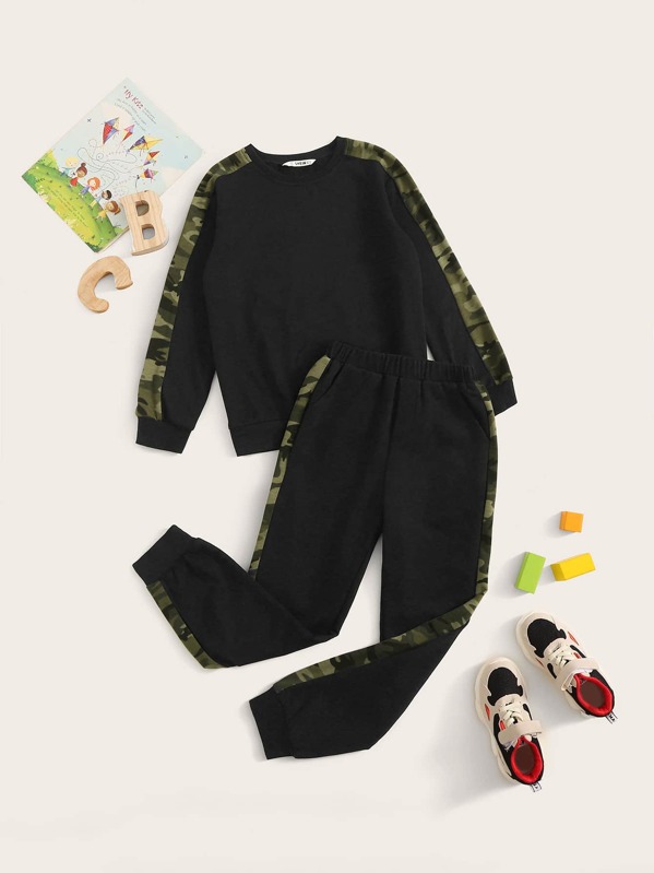

Boys Camo Sideseam Pullover & Sweatpants Set, Black