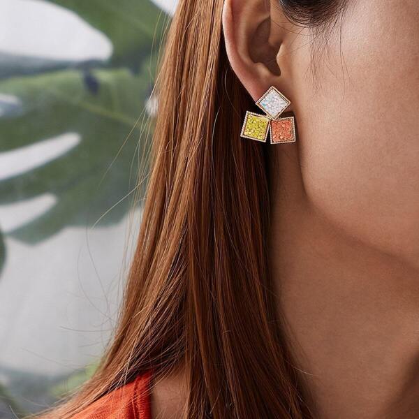 

Colorblock Geometric Stud Earrings 1pair