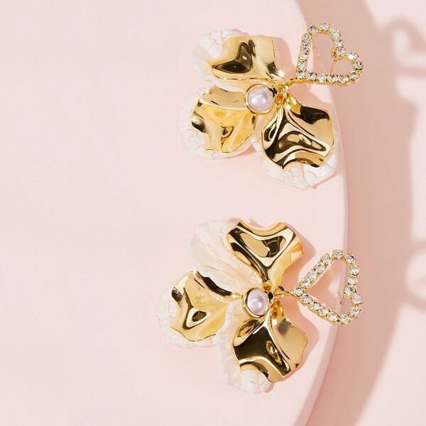 

Rhinestone Engraved Heart Drop Earrings 1pair, Multicolor