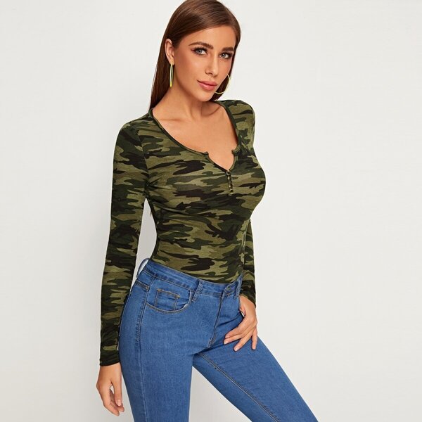 

Notch Neck Camo Print Button Front Tee, Multicolor